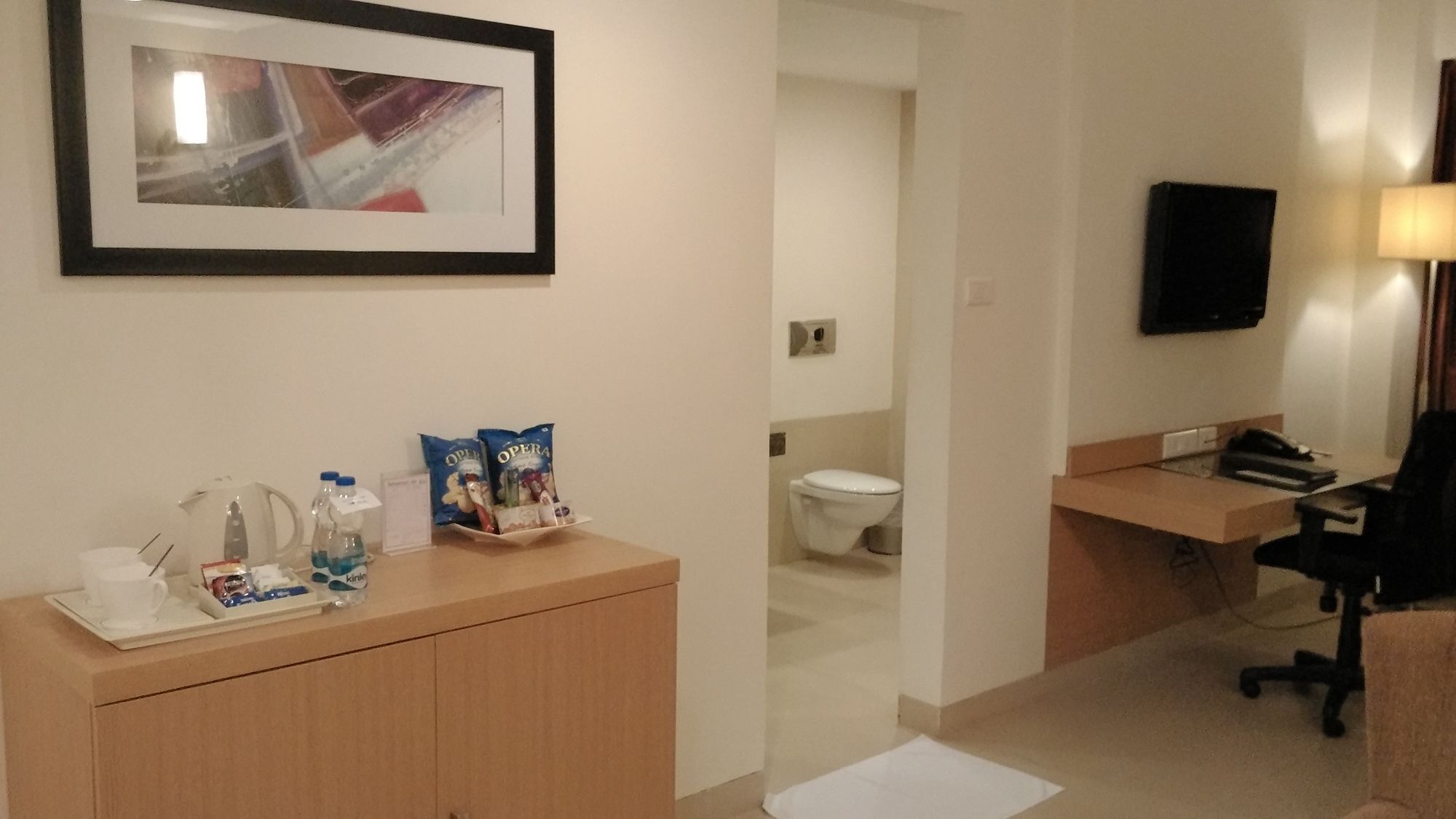 Kammasandra Radha Regent Electronic City מראה חיצוני תמונה